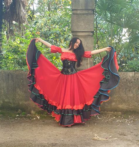 Костюм ‘Солнечный день’ | Аренда платьев