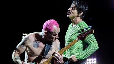Red Hot Chili Peppers Announce Us Tour With Impressive Special Guests Iheart
