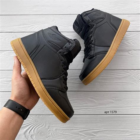 Теплые зимние кроссовки 🔥 — цена 1690 грн в каталоге Кроссовки Купить ...