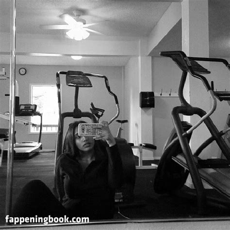 Jeanette Prakash Jennthepimp Jeanetteprakash Nude OnlyFans Leaks Fappening FappeningBook