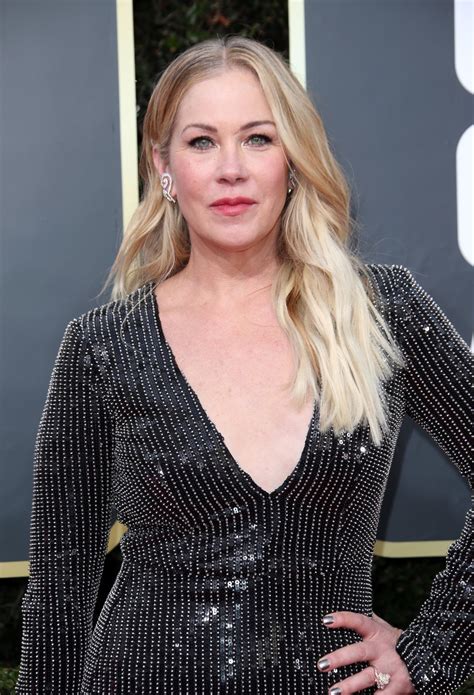 Christina Applegate Announces Multiple Sclerosis Diagnosis | Us Weekly