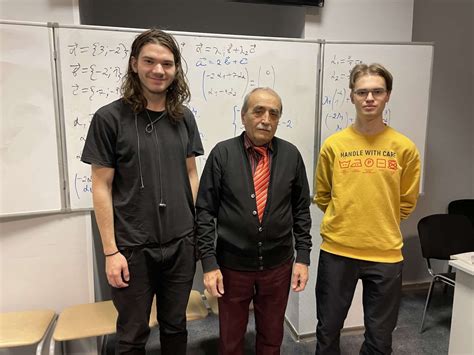Трек «Математические основы машинного обучения» в Student IT Community