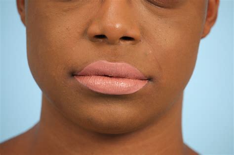 We Tried Kylie Jenner S Nude Lipsticks On 4 Different Skin Tones