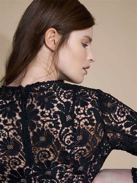 Платье из кружева цвет: черный 7088Y1716333 – купить модную брендовую ...