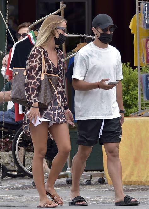 Luz Mendez Nude OnlyFans Leaks Fappening FappeningBook