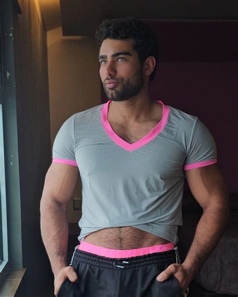 La Confianza Es Lo M S Sexy Que Puedes Usar La Naked Truth Capsule