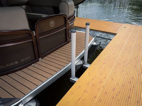 Vertical Boat And Pontoon Lifts Floe Intl