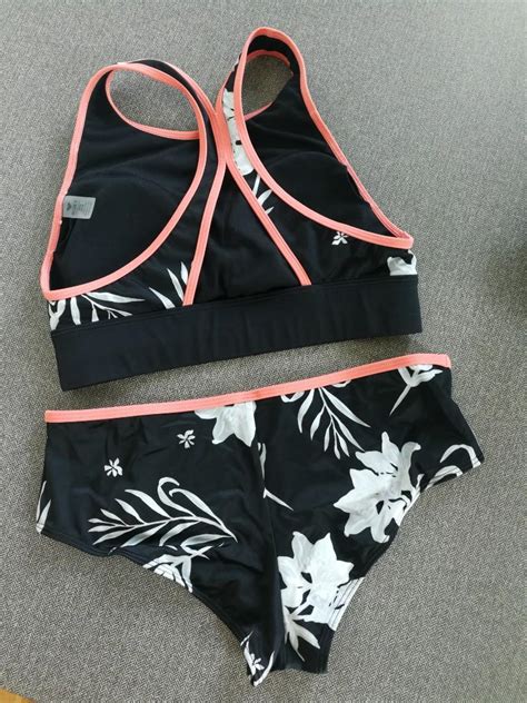 Womens ROXY Fitness Crop Top Bikini Bottom Set LIKE NEW Women S Fashion Tops Sleeveless On