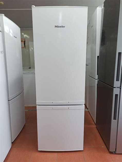 【Холодильник двухкамерный Miele KD 26052】 купить по низкой цене в ...
