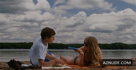 PORTIA DOUBLEDAY Nude AZNude