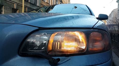 Volvo s60 headlight wipers / дворники фар Volvo S60 - YouTube