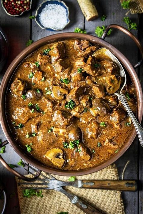 Instant Pot Beef Stew With Mushrooms and Red Wine | Foodtalk