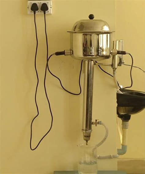 Electric Wall Mounted Water Distillation Unit Hayat Scientific