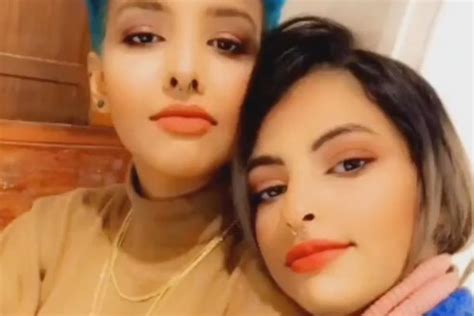 Saudi Arabian Lesbian Couple Declare Their Love For Each Other On