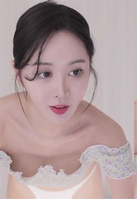 Nude Dance Video 26 ThisVid