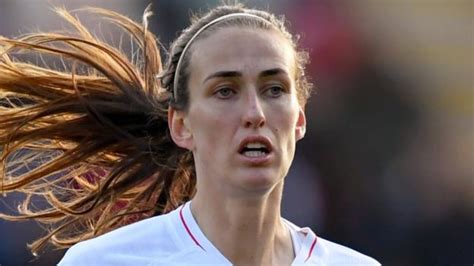 Jill Scott England Midfielder Signs New Manchester City Contract As