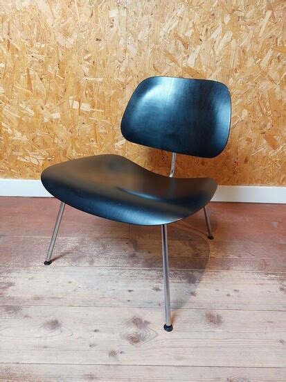 Charles Ray Eames Herman Miller Lounge Chair Lcm In