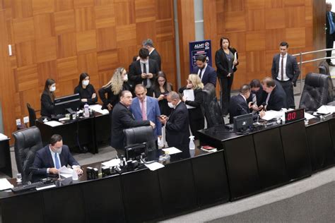 Deputados Estaduais Tomam Posse Nessa Quarta E Reconduzem Botelho