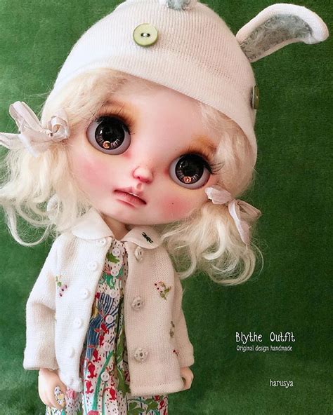 Blonde Hair Doll In White Hat