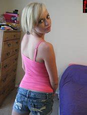 Blonde Amateur Babe Poses Seductively For Her Lucky Bf Photos