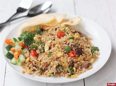 membuat nasi goreng  praktis  caranya