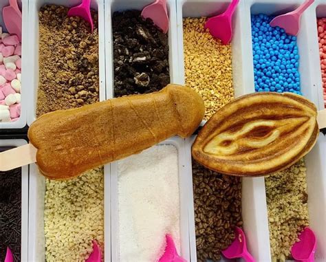 Vagina Shaped Waffles Are Hitting The Spot In Madrid Social Junkie
