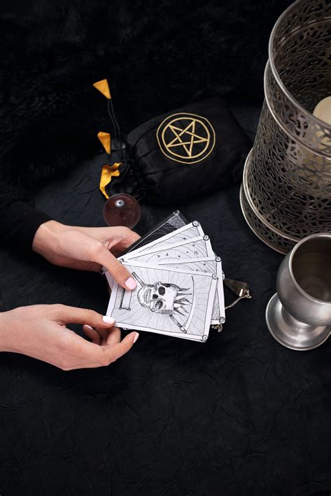 Tarot Wr Ba Z Kart Tarota Witchcraft Magiczna Ksi Garnia