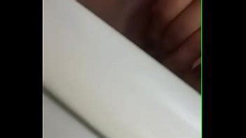 Batendo Siririca No Banheiro Hentai Brasileiro