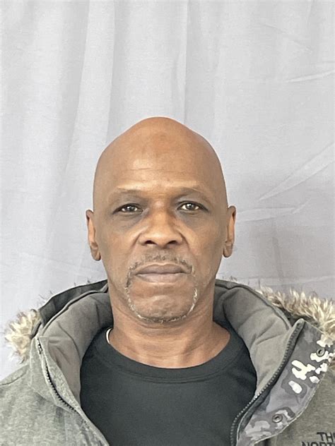 Robert Washington Violent Or Sex Offender In Unknown In In