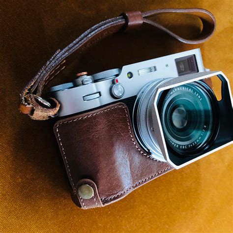 Megagear Fujifilm X100v Ever Ready Top Grain Leather Camera Half Case Megagear Store