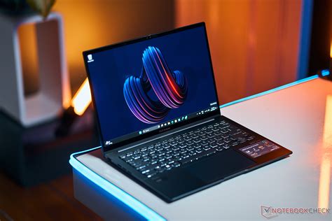 Asus Zenbook 14 OLED im Test - 1,2 kg Subnotebook mit 120-Hz-OLED und ...