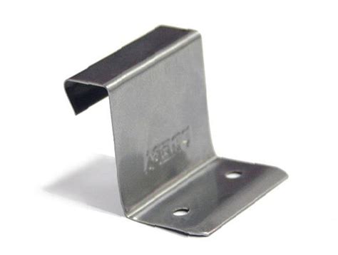 Комплектующие для монтажа фальцевой кровли купить в Москве.