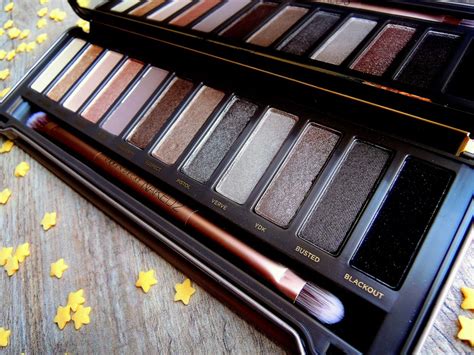 Full Frontal With Urban Decay Naked Palette Simply Selma