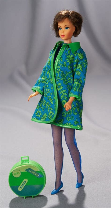 Brunette Hair Fair Barbie In Travel In Style Ensemble Sears Exclusive Gift Set