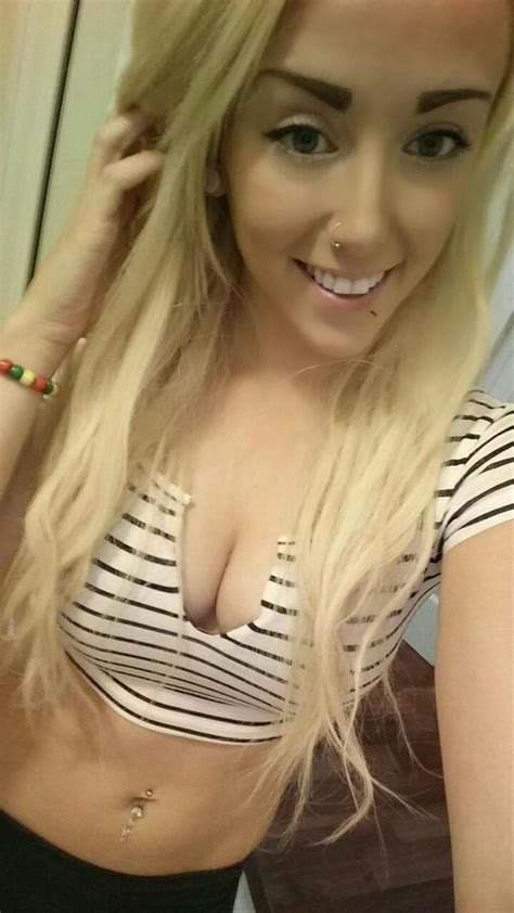 Striped Blonde MIC Porn Pic