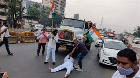 Maharashtra Bandh Over 200 Detained 2 Firs Lodged By Mumbai Police