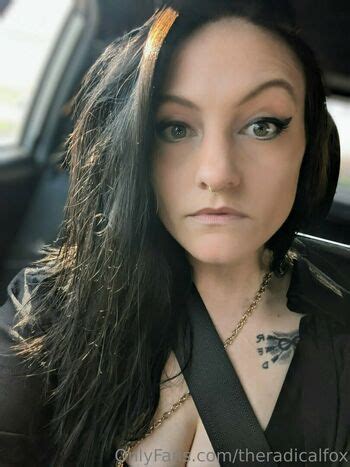Radicalfox Theradicalfox Nude OnlyFans The Fappening Plus