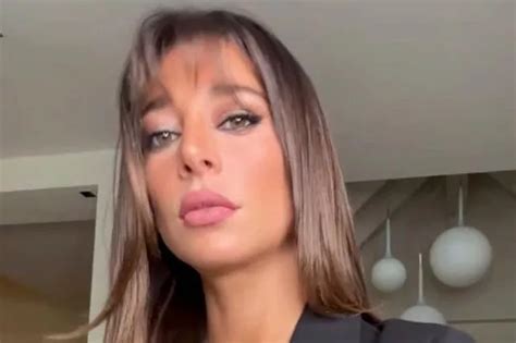 Argentina S Sexiest Weather Girl Flaunts Sculpture Body In Slinky Bikini Daily Star