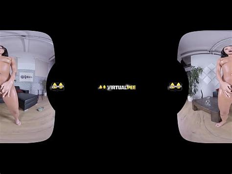 Virtualpee Hot Wet And Naked VR Porn XVIDEOS
