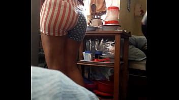 Espiando a cuñada culona veneca XVIDEOS