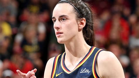 caitlin clark style de vie en  age fortune  carriere en wnba