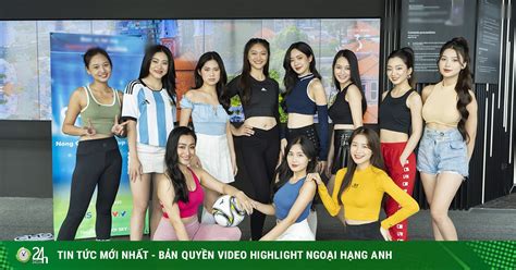 Hot Girl M Cr Khoe Th M Ng C Sexy N I B T Gi A D N Ng I P Casting N Ng C Ng World Cup