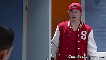 A Selection Of Hot Jocks Scenes XNXX