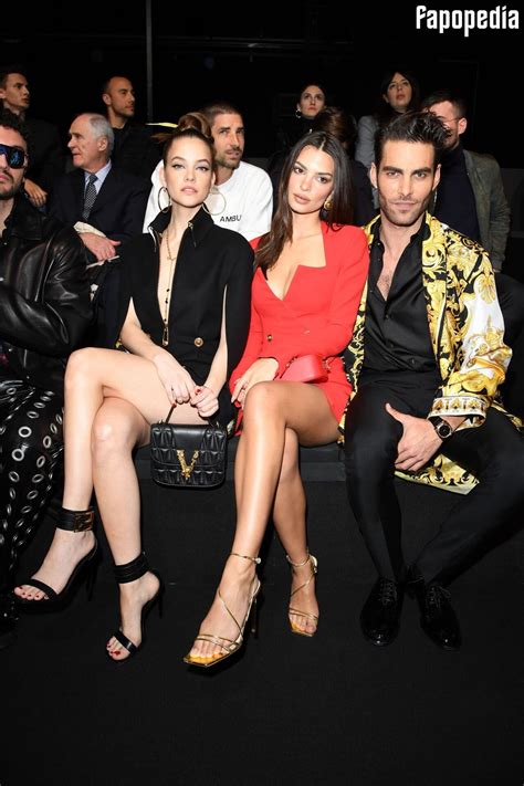 Emily Ratajkowski Nude Leaks Photo 5070811 Fapopedia