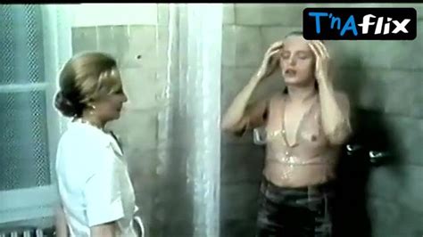 Rena Niehaus Sexy Scene In La Orca Porn Videos