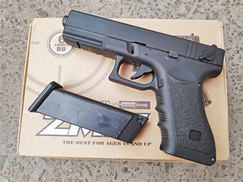 Пистолет ZM17 glock на пульках c предохранителем CYMA пистолет Глок ...