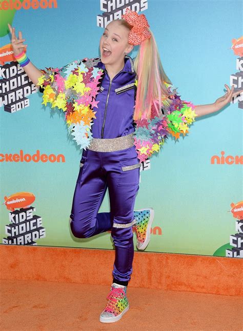 Jojo Siwa attend at nickelodeon Kids Choice Awards 2019