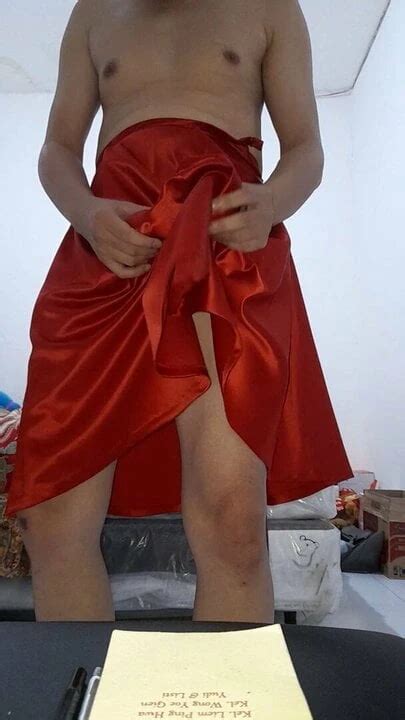 Gorgeous Party Dress With Satin Red Skirt Cumshot Gay Amateur Porn Feat Naomisinka XHamster
