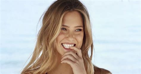 Bikini Advert Showing Model Bar Refaeli Changing Into Swimsuit Too Raunchy For Tv Say Censors