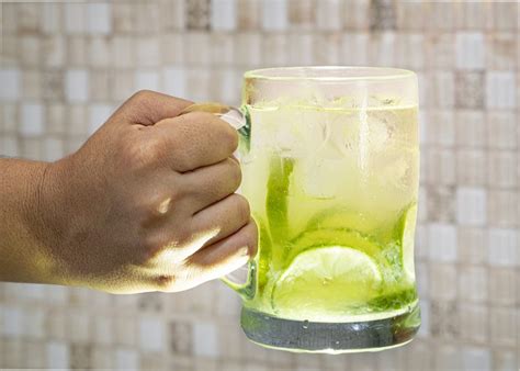 How To Make The Perfect Caipirinha Using Science By Chris Yanda Muddyum